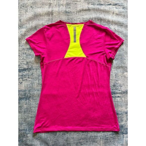 Under Armour Pink Neon Yellow Reflective Run Heatgear Short Sleeve Tee M - Picture 2 of 4